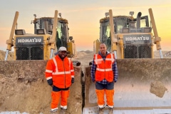 Février | ECT mise sur le mentorat pour former la future génération de conducteurs d'engins Février | ECT mise sur le mentorat pour former la future génération de conducteurs d'engins